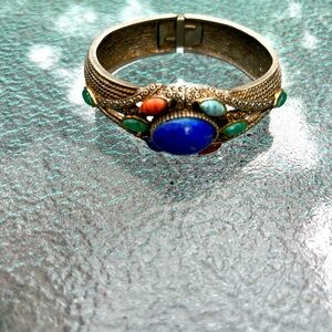 Vintage Ladies Muti Color Cabochon Stone Ladies Desire Bangle Watch